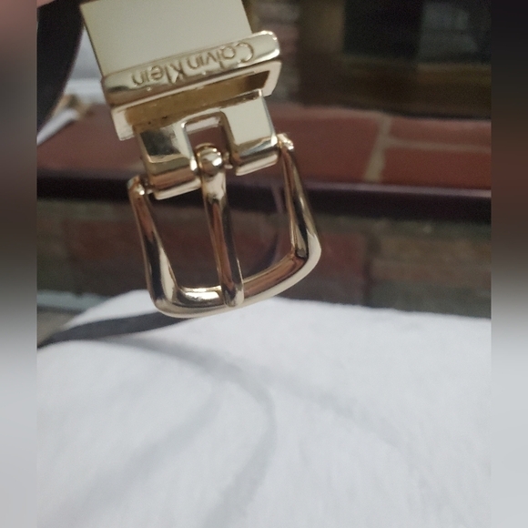 CALVIN KLEIN FANCY BROWN LEATHER THIN PANTS BELT GOLD METAL SQUARE BUCKLE SZ L. - Picture 4 of 8